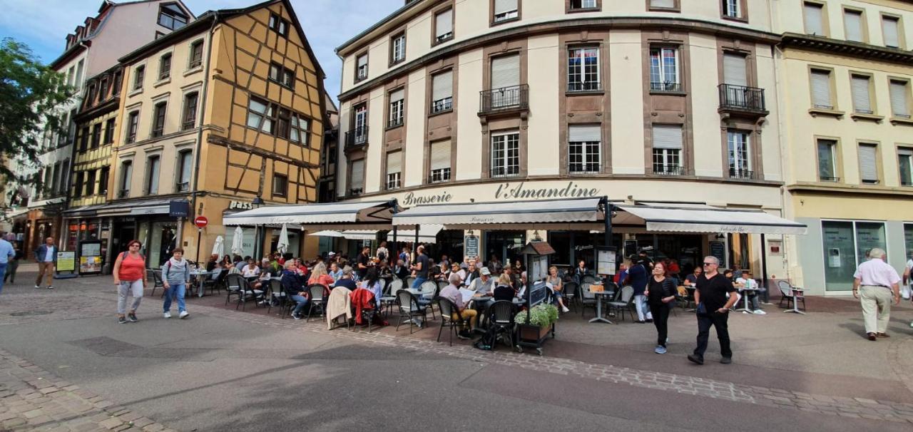 Le Red St Leon : Lit Queen Size * Wifi * Ideal Couple Colmar Exterior photo
